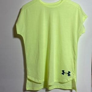 Women’s under armour thread borne shirt
